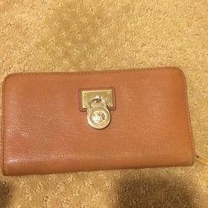 Micheal Kors wallet